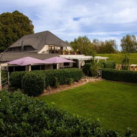 Aussenansicht vom Fährhaus Spiekerhörn